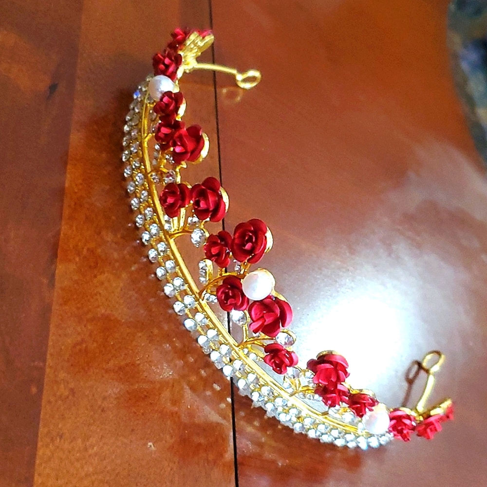 Rose Bud Crown